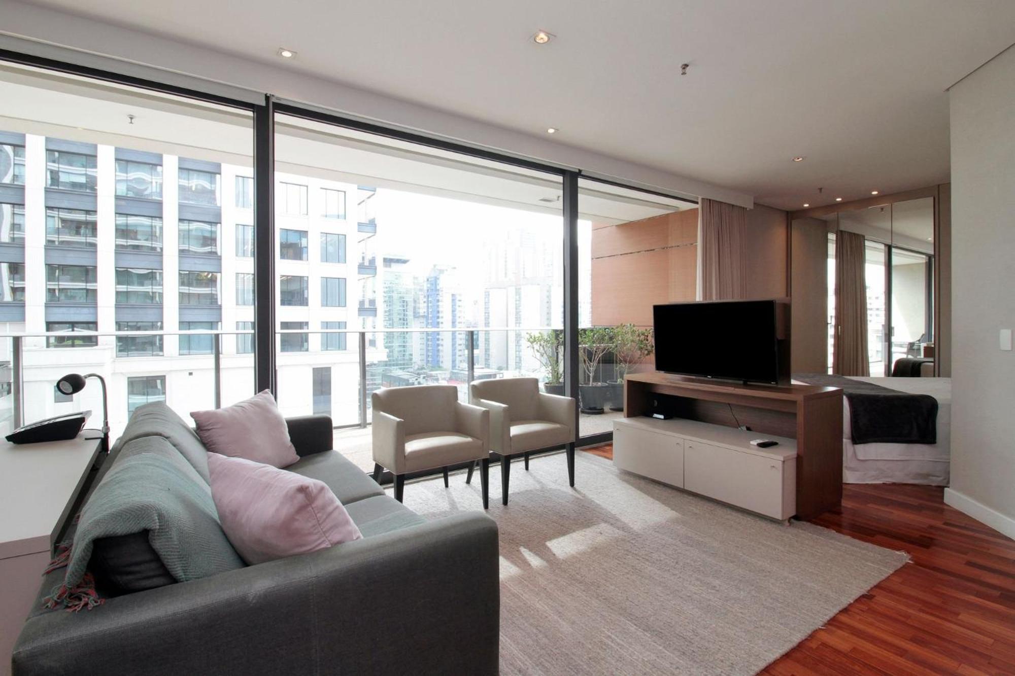 Apartment Fl *
